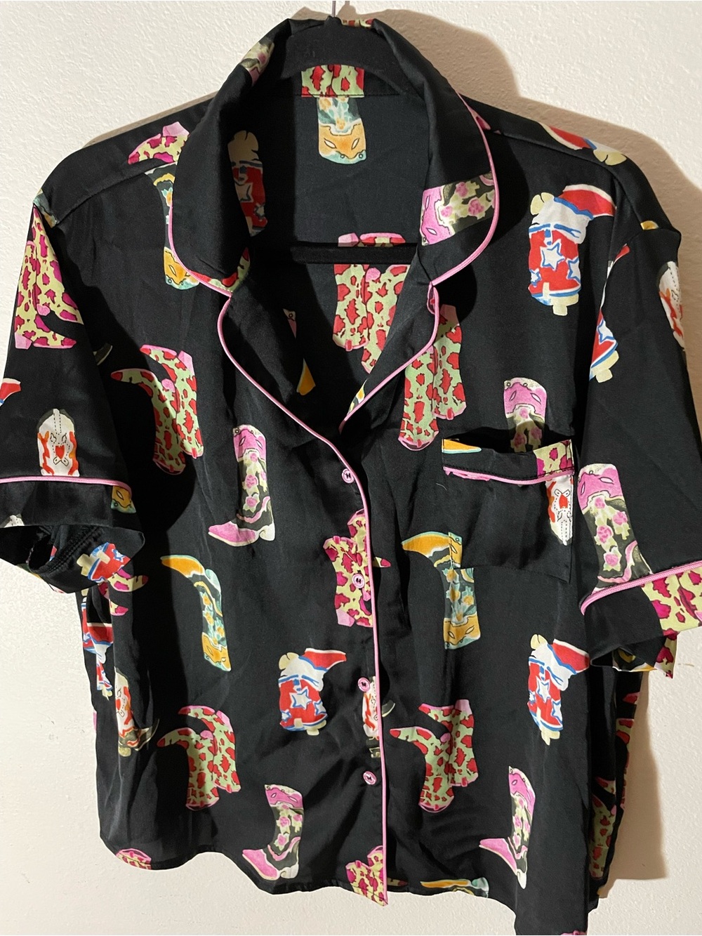 Women's Black Short-Sleeve Pajama Top with Pink Piping with matching short